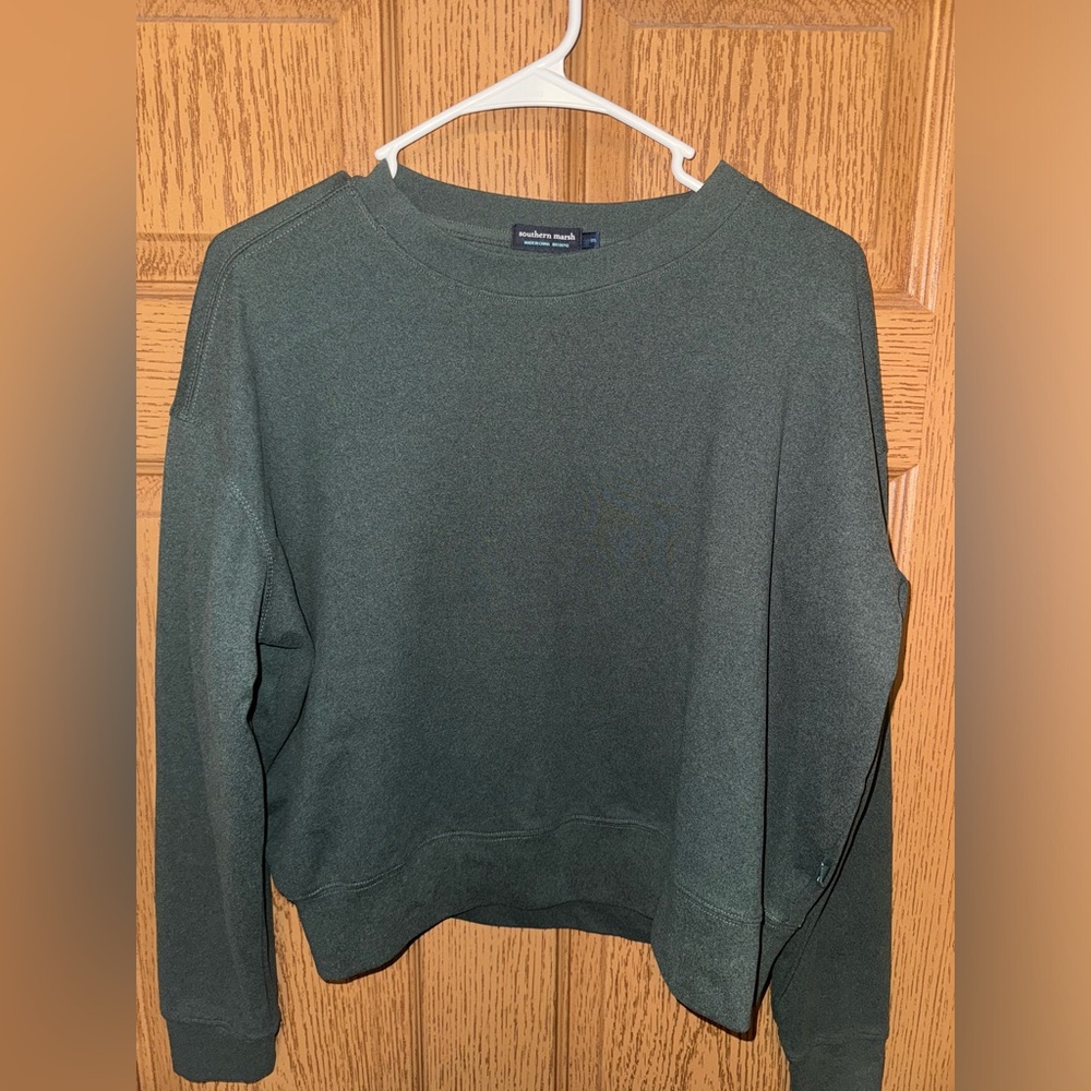 EUC Southern Marsh Caroline Comfort Crewneck Size S/M in a dark green color